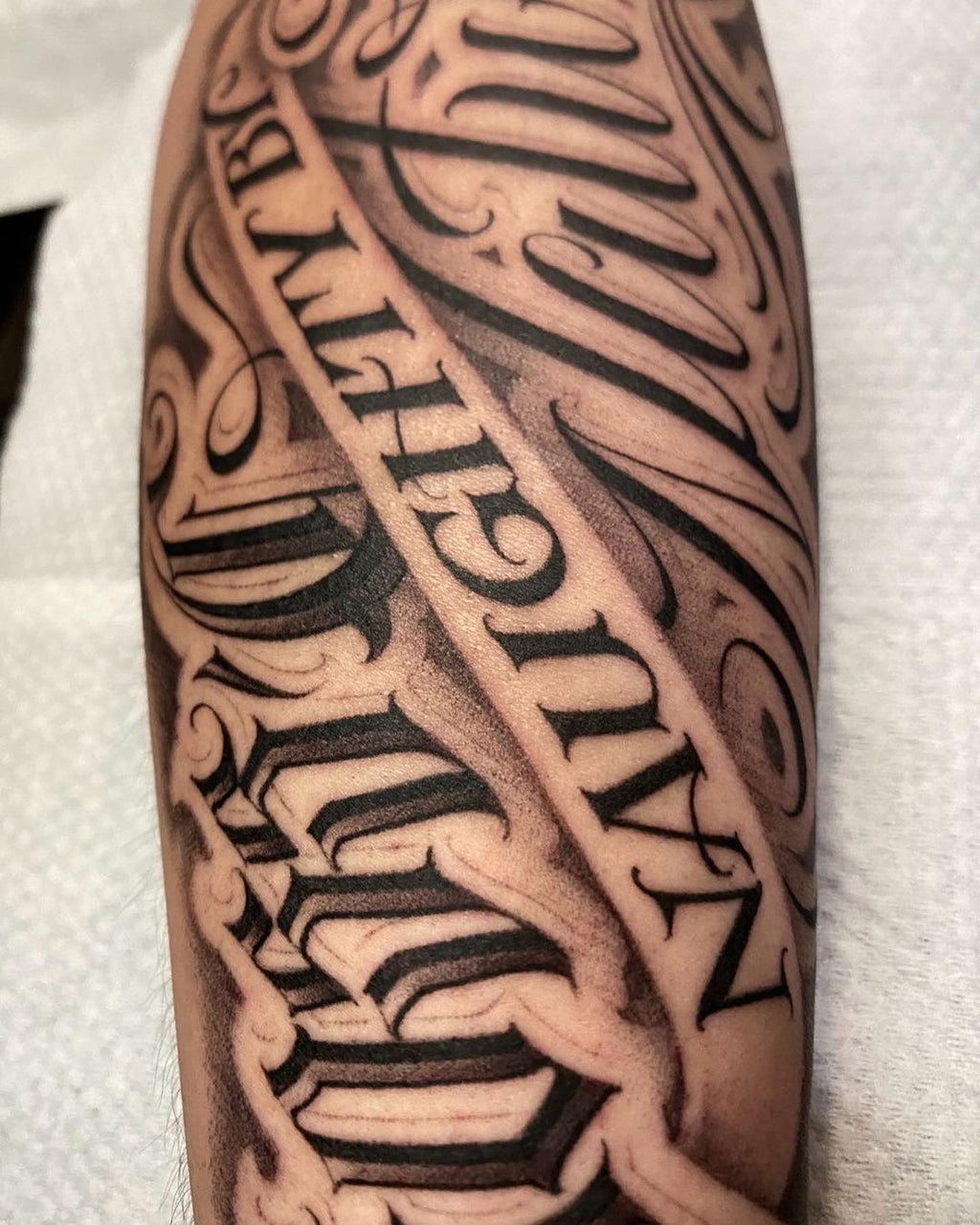 The Art of Tattoo Lettering: Fonts that Make an Impact